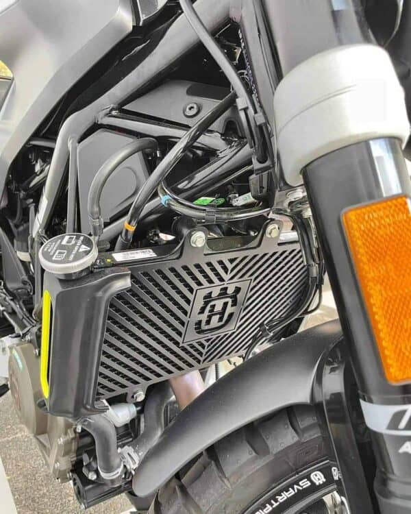 radiator guard/grill for husqvarna svartpilen & vitpilen 250/401