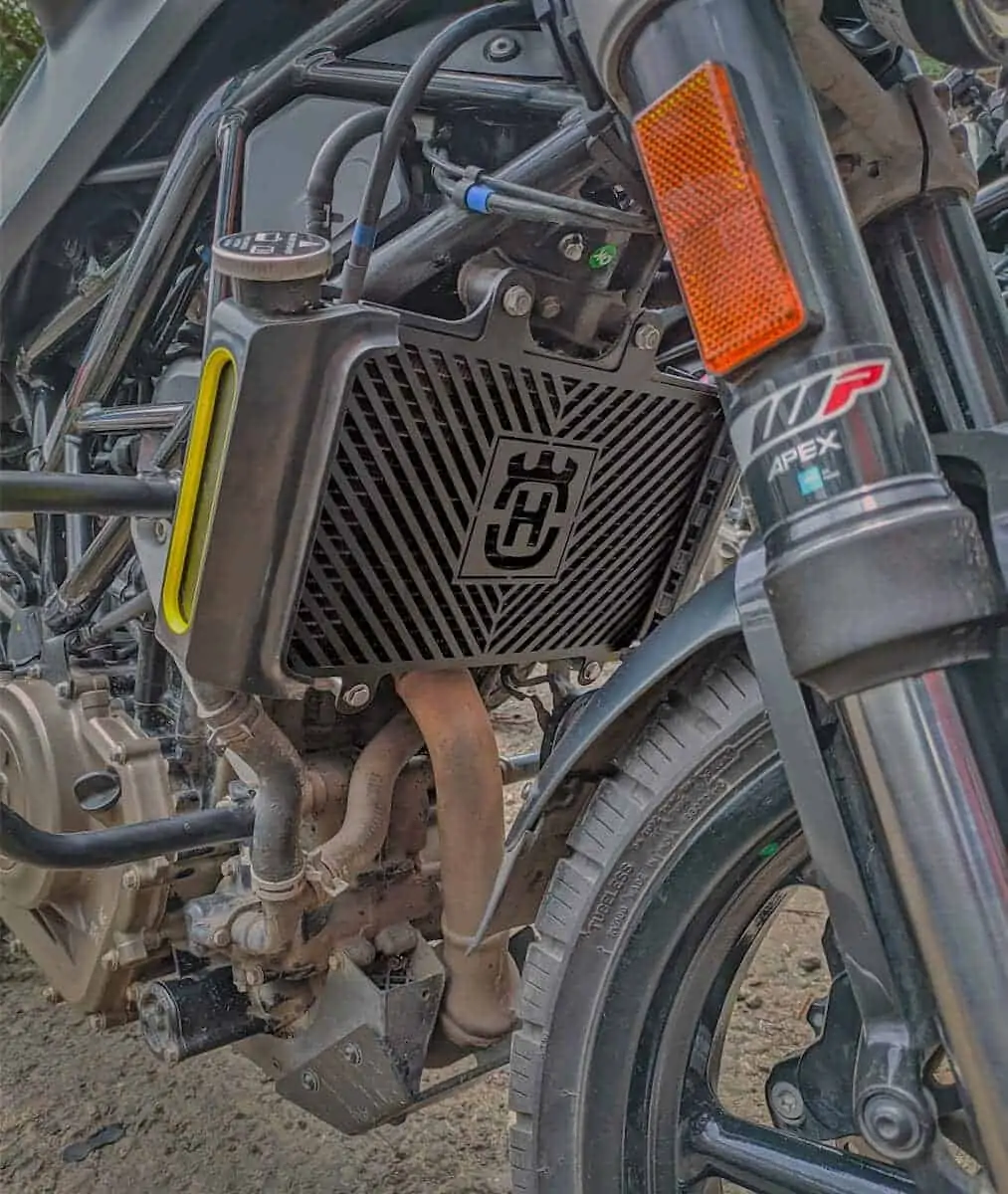 radiator guard/grill for husqvarna svartpilen & vitpilen 250/401