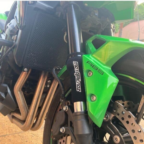 Mototrendz Fork Seal Covers: Easy-fit Protectors for Extended Fork Life - Image 16