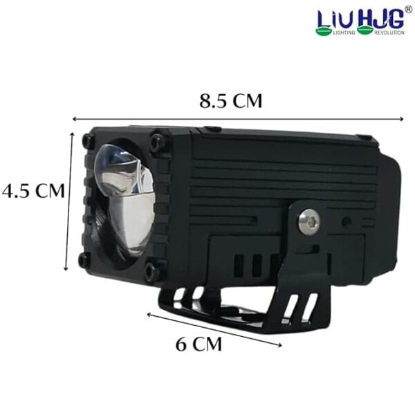 Bright LED bicycle headlight with adjustable beam focus and durable waterproof design for safe bike riding. Suitable for mountain biking, city commuting, and outdoor cycling adventures.